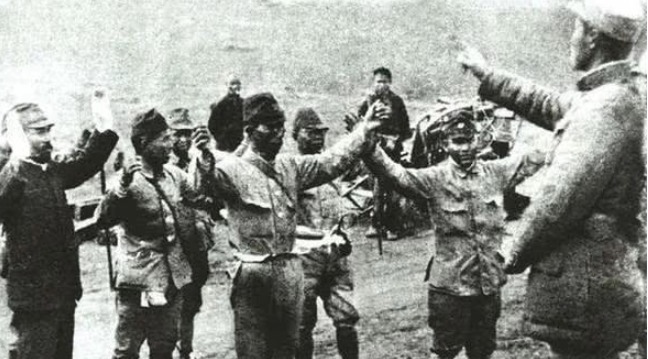 投降|二战时期真实的日本投降,根本不是你想的那样,不要再被骗了