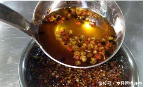 自制花椒油,万万不可直接下锅炸,记住这个方法,花椒油又麻又香