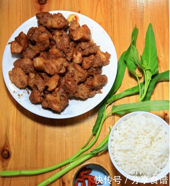 等于|做红烧肉万万不可直接加水,这样等于毁了一锅肉,大厨来教你3招