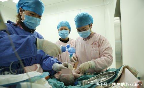 多胞胎|如果能顺产,谁又想挨那一刀呢?剖腹产不一定是自己的选择!