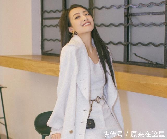 金鹰女神礼服手稿被传开,对比成品样式,这差距我没眼花吧