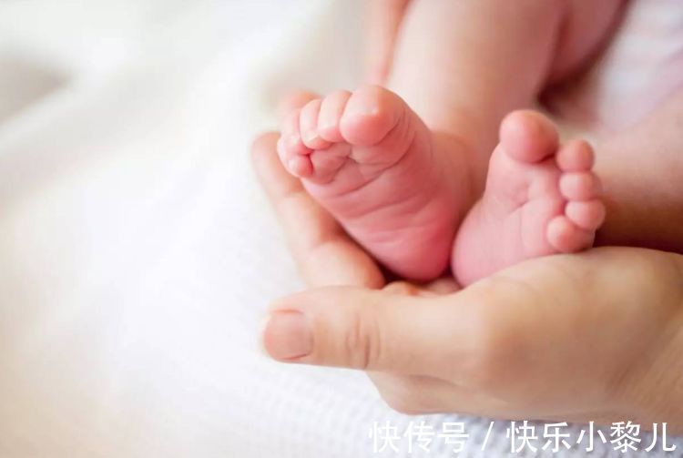 孩子|宝宝在周岁前,大运动发育会经历“分水岭”,家长要提前做好准备