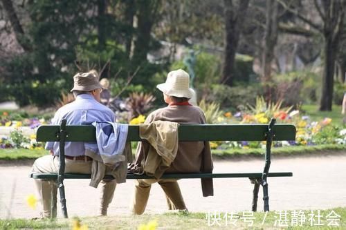 健脾|甲状腺结节是情志致病的典型,治疗除疏肝健脾外,还有一个重点