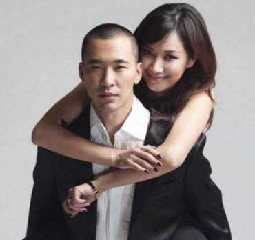 徐静蕾|相恋11年的他们,始终坚持“不婚不育”,他们是如何做到的