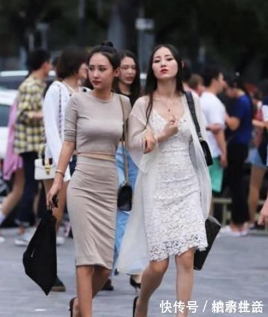 时尚 成熟文雅美女小姐姐,穿搭出清新雅致田园风,休闲又漂亮!