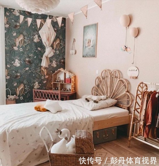 墙面|丹麦一家5口，女主把家布置得温馨精致，生活品质满分，太羡慕了