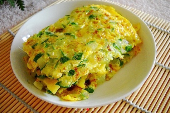 黄瓜别再凉拌了，试试新做法，加两个蛋，美味营养，减肥瘦身！