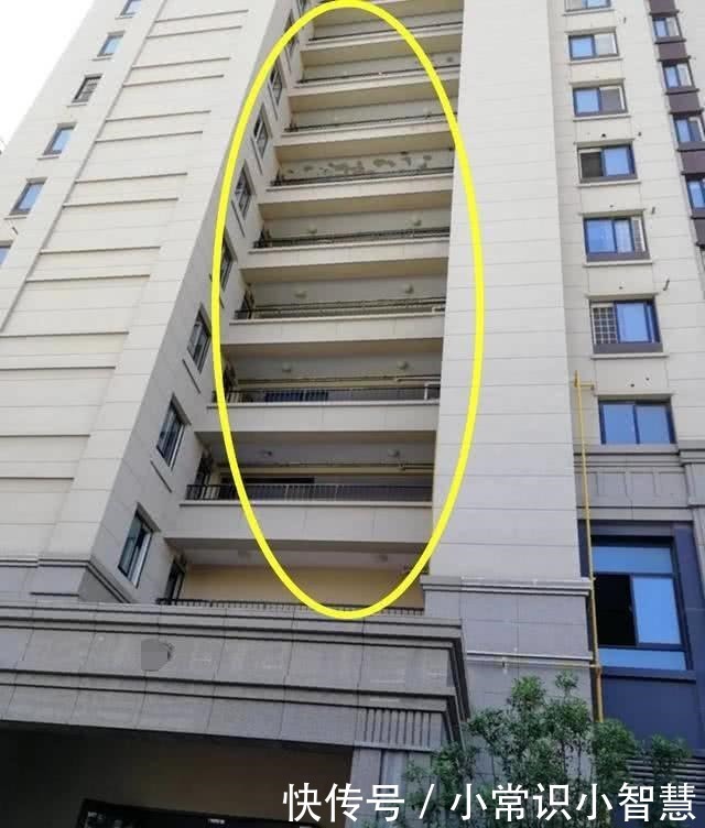 买高层连廊房性价比高恕我直言,别傻乎乎上当!安全私密性太差!