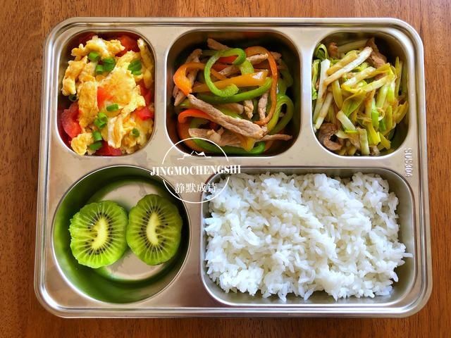 酸辣汤|九岁小学生一周午餐分享，每天不重样，朋友：还缺孩子吗？