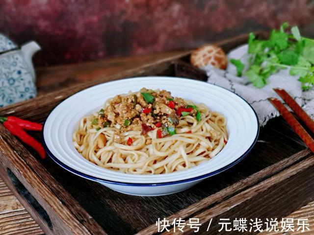 豇豆肉酱|爱吃面食的朋友不要错过,教你咸香美味的豇豆肉酱拌面,营养好吃