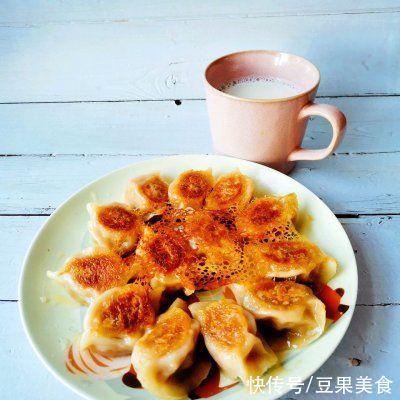 小技巧|第一次做冰花煎饺就能成功的秘诀,就在于这几个小技巧