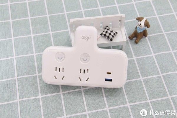 插孔|家里插座不够用?不存在aigo 2个插座转换器搞定,还带快充功能