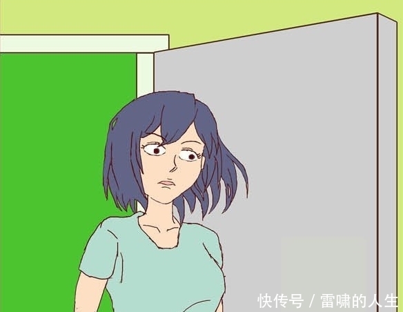 漫画|搞笑漫画：妈妈给百元大钞玩游戏，果然是亲生的！