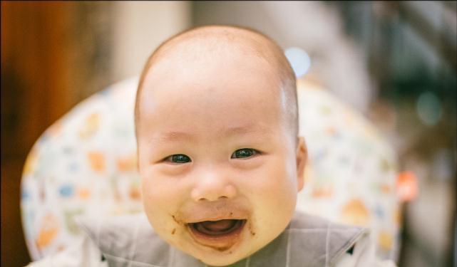 菠菜|6-12个月是宝宝缺铁高峰期,如何辅食补铁?避开3误区别影响发育