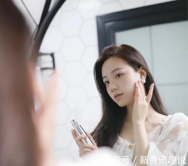 护肤 用了爽肤水还用水乳吗很多人都做错了,正确护肤才是变美的关键!