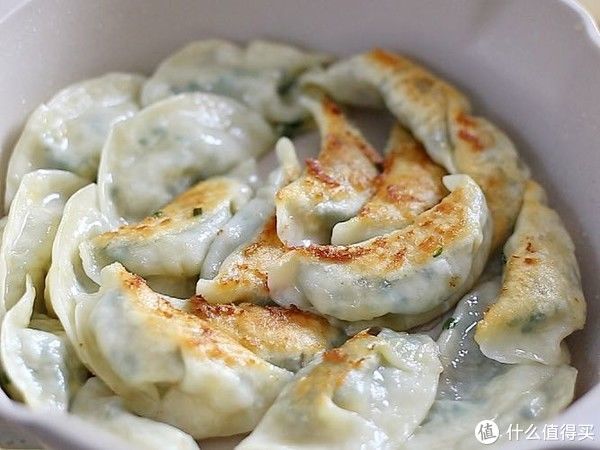 马上就要冬至了，包饺子试试这款馅料，好吃不腻，比肉馅饺子香多了