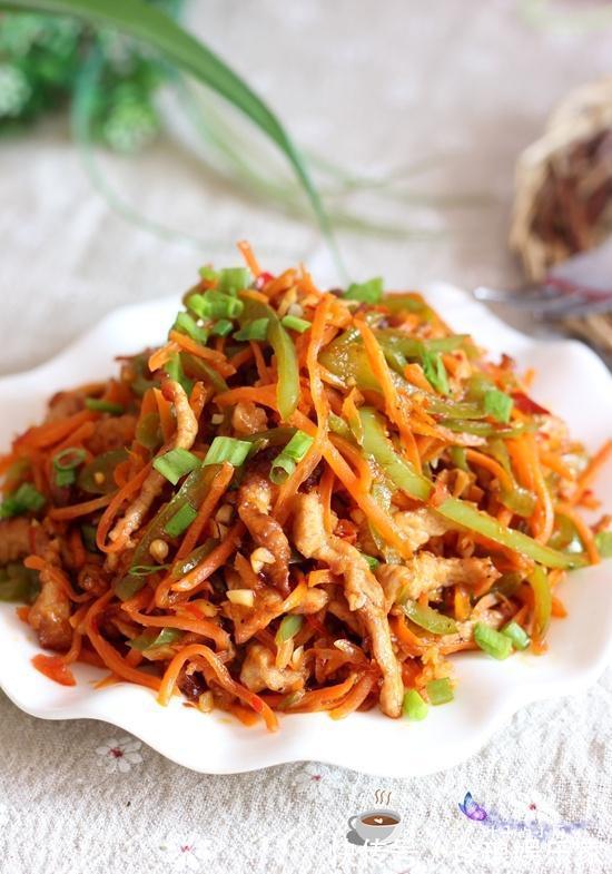 肉丝|此三种一起炒，3分钟就出锅，常吃眼睛明亮，拌米饭特别香
