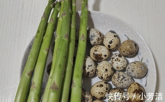鹌鹑蛋|这道菜我家孩子最爱吃，加快大脑发育，提高免疫力，比喝牛奶强