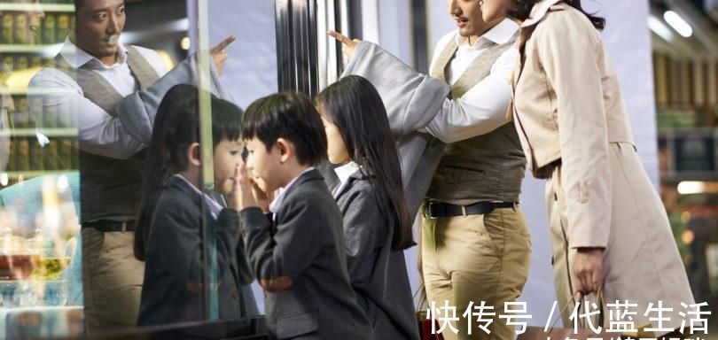 习惯|孩子听习惯“太贵,赚钱难,买不起”,渐渐成为这2种人