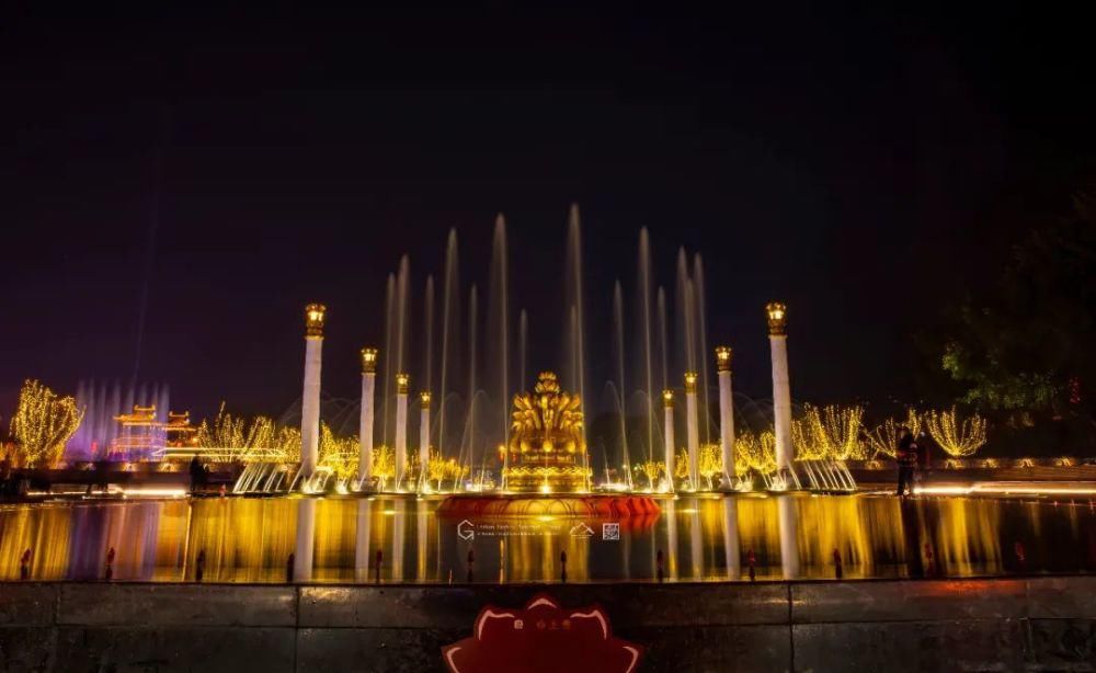 中年|乐山的夜景，好惊艳！