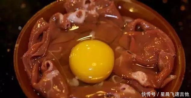  盘点吃火锅必点的荤素菜品，每样都是最经典！