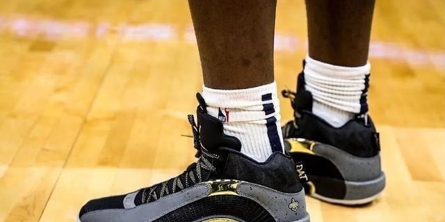 protro 球星上脚|巴特勒上脚新配色!塔图姆这双骚气!