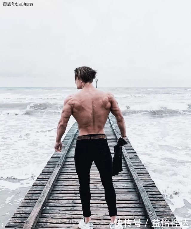 ins|臂围45cm,二头肌似小山包的猛汉奶爸,还自带肌肉抽筋绝活