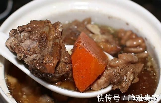 炖肉或炖骨头时,切记不要放“这个料”,否则肉会变臭,汤会难喝