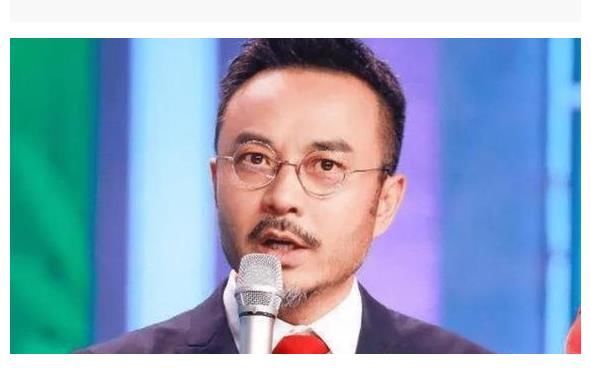 主持人接连翻车后，为何《天天向上》还能改到黄金档播出