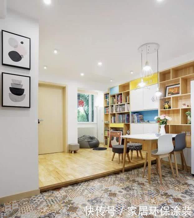 上下床|60平小两居,客厅抬高设计,次卧可住全家人,收纳满分时尚大气!