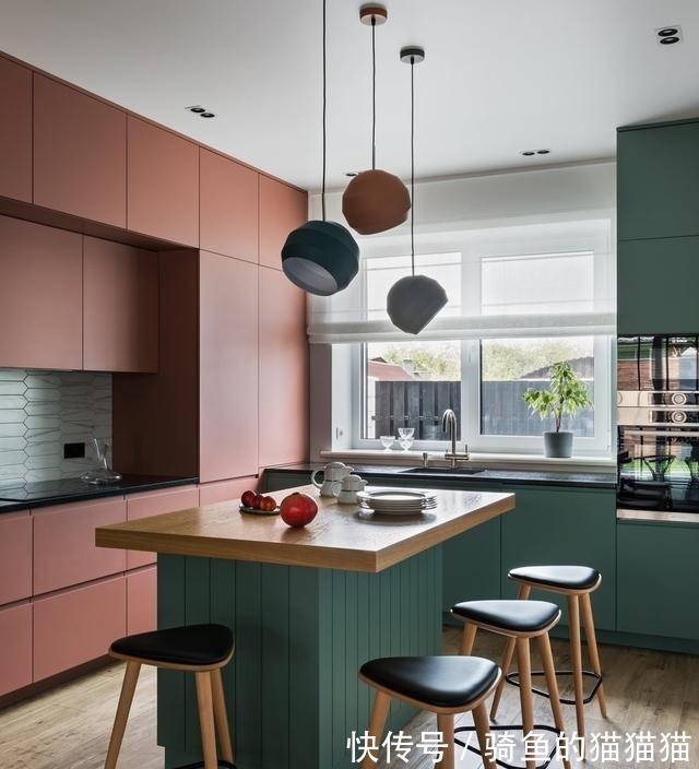 颜色|她家的装修配色超时尚,全屋经典现代风,照着装没错的!