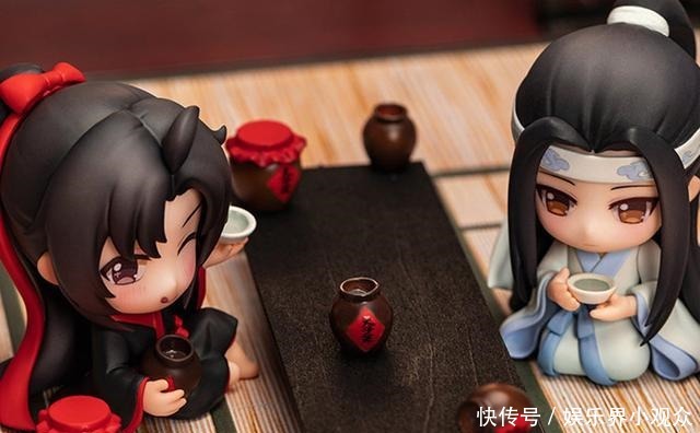 《魔道祖师》忘羡手办来了,有三款精致配件,很适合放在书房!