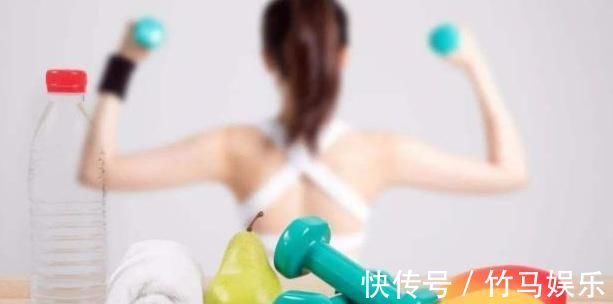 食物|女人每天避开这五个“发胖”时间,轻松降体重,上称不用愁!