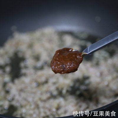 胡萝卜丁|#一勺葱伴侣，成就招牌美味#肉酱意面