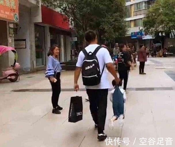 购物车|八张图告诉你什么叫“爸爸带娃,活着就行”,网友妈妈正在提刀