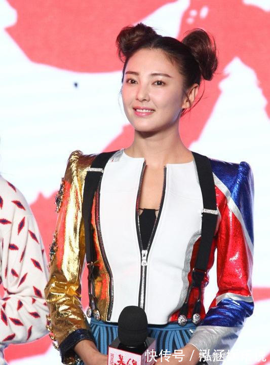 齐刘海|女人过了45岁,尽量别留这3种发型,又土又“显老”,有你吗