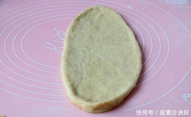 色拉油版吐司不用面包机,不用手揉面,依然可以做出手套膜的柔软