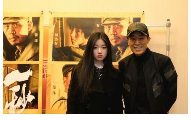 7月說唱，8月爆裂舞臺(tái)，9月我們的歌，單依純的音樂路不一般