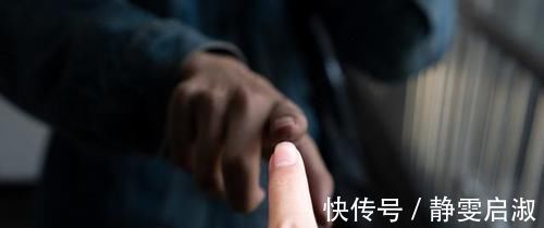 林文彬|男孩手写“印刷体”走红,获赞700万,父母却叹气:他生病了