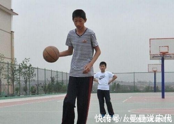 个子|想让孩子成为高个子,家长要注意3点,附1~18岁身高参照表