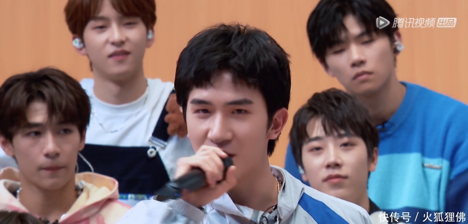 《创4》哇唧唧哇三子初舞台整段垮掉，龙丹妮战略布局失误