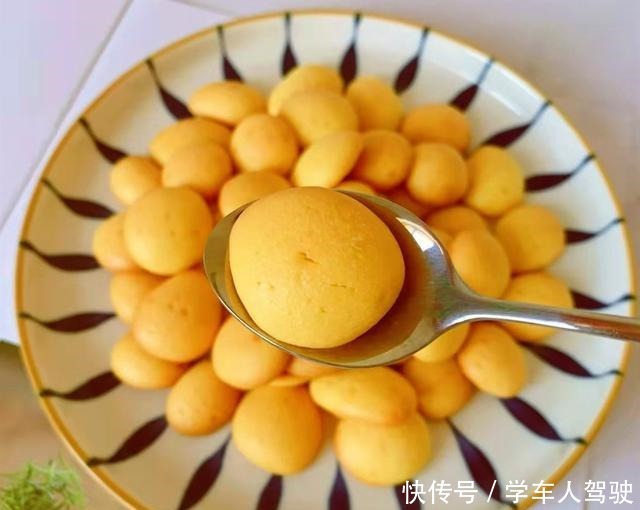 不加牛奶,不用一滴油,教你做鸡蛋小饼干,小孩子爱吃还不腻