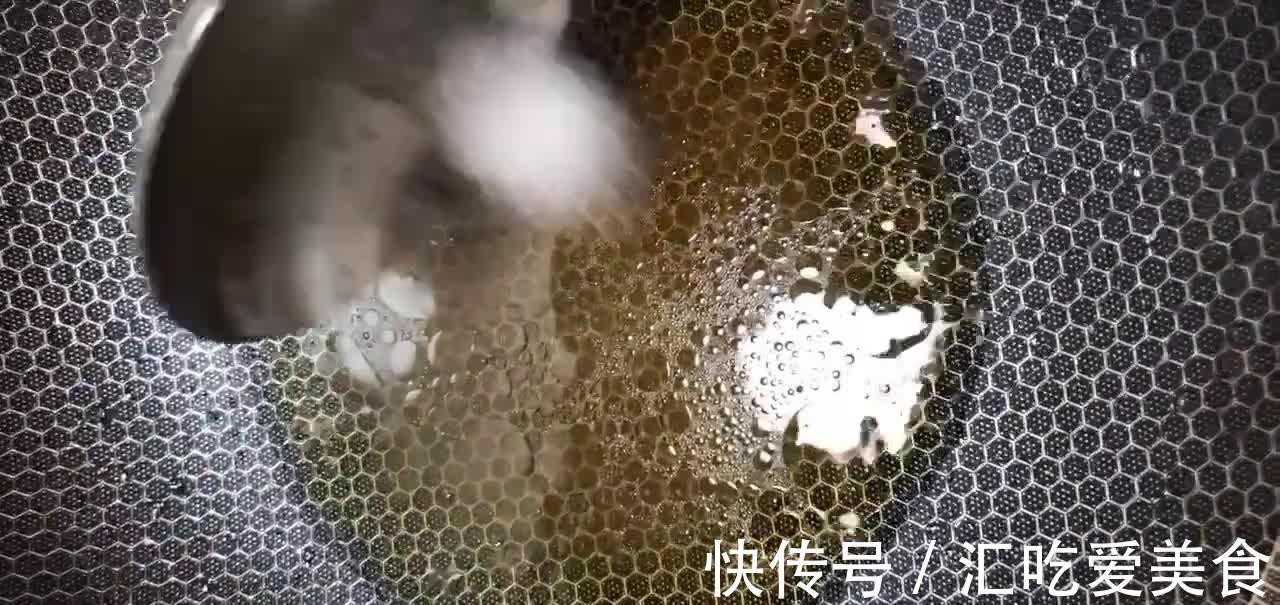 拴住东北人的一道家乡菜，外焦里嫩口味酸甜，既朴实又接地气