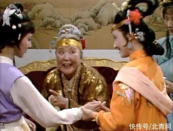 宝玉$那个“眼泪汪汪”的林黛玉,竟是个隐藏的管家能手