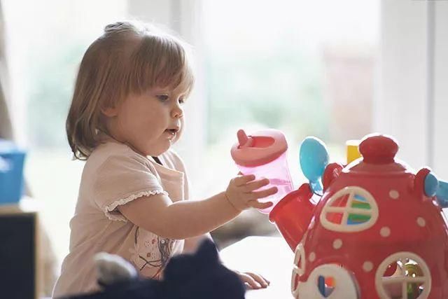 小聪明|孩子情商低都是家长害的 快来看看 你是不是也没注意到