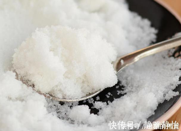 一样是白糖,“白砂糖”和“绵白糖”有什么不同?明白后别再乱买