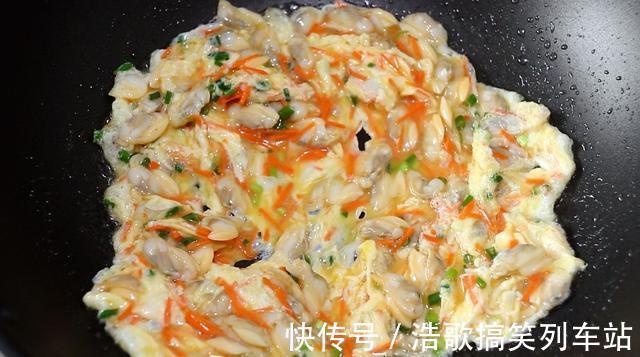 炒鸡蛋|炒鸡蛋谁都会做，想把鸡蛋炒好吃有窍门，加上它，鲜掉眉毛