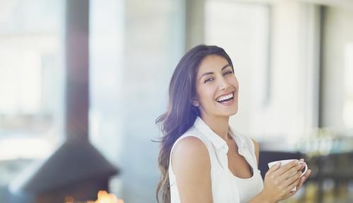 睡眠时间|步入中年后,女性更容易变老了?平时做好4点,或许能延缓衰老