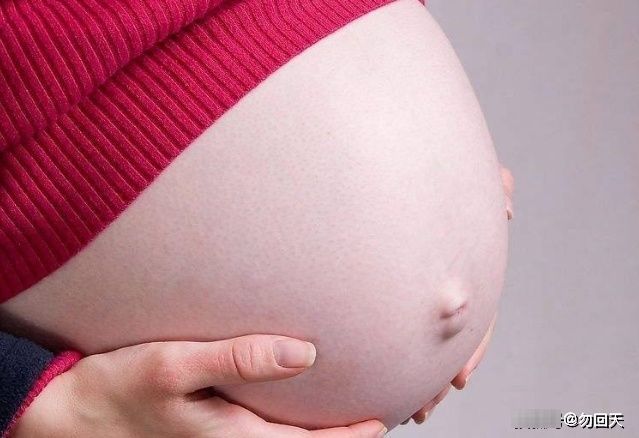 孕肚|生男生女?可以从孕肚上的一条神秘“黑线”看出?答案让人暖心