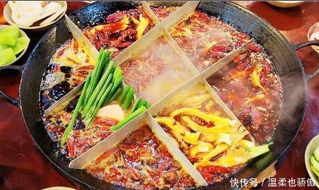北方人吃南方的火锅，盘点南方火锅中的菜品!第六名是最重口味!